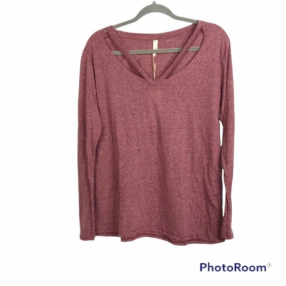 Elan heathered red long sleeve t shirt with neckline cut outs size M nwt - Picture 1 of 5